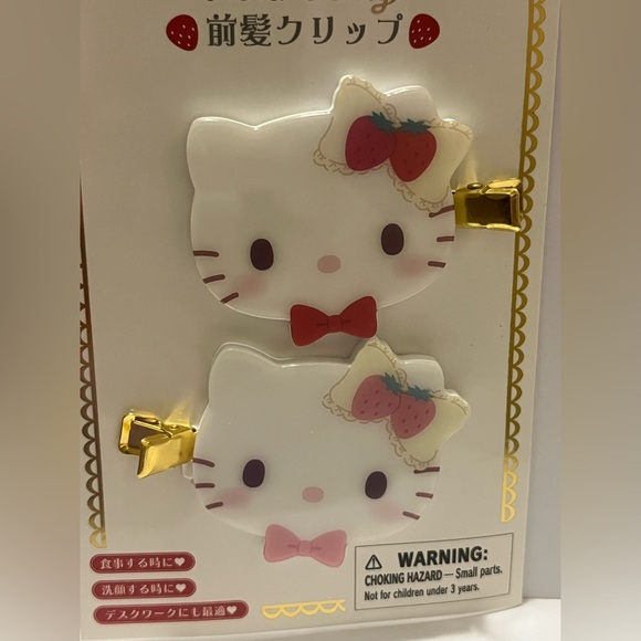 Hello Kitty Strawberry Sponge Cake Series Hair Clips - Picture 2 of 6